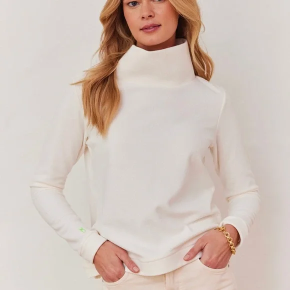 Dudley Stephens Park Slope Fleece | Chic Neutral Minimalist | Small - Picture 1 of 6